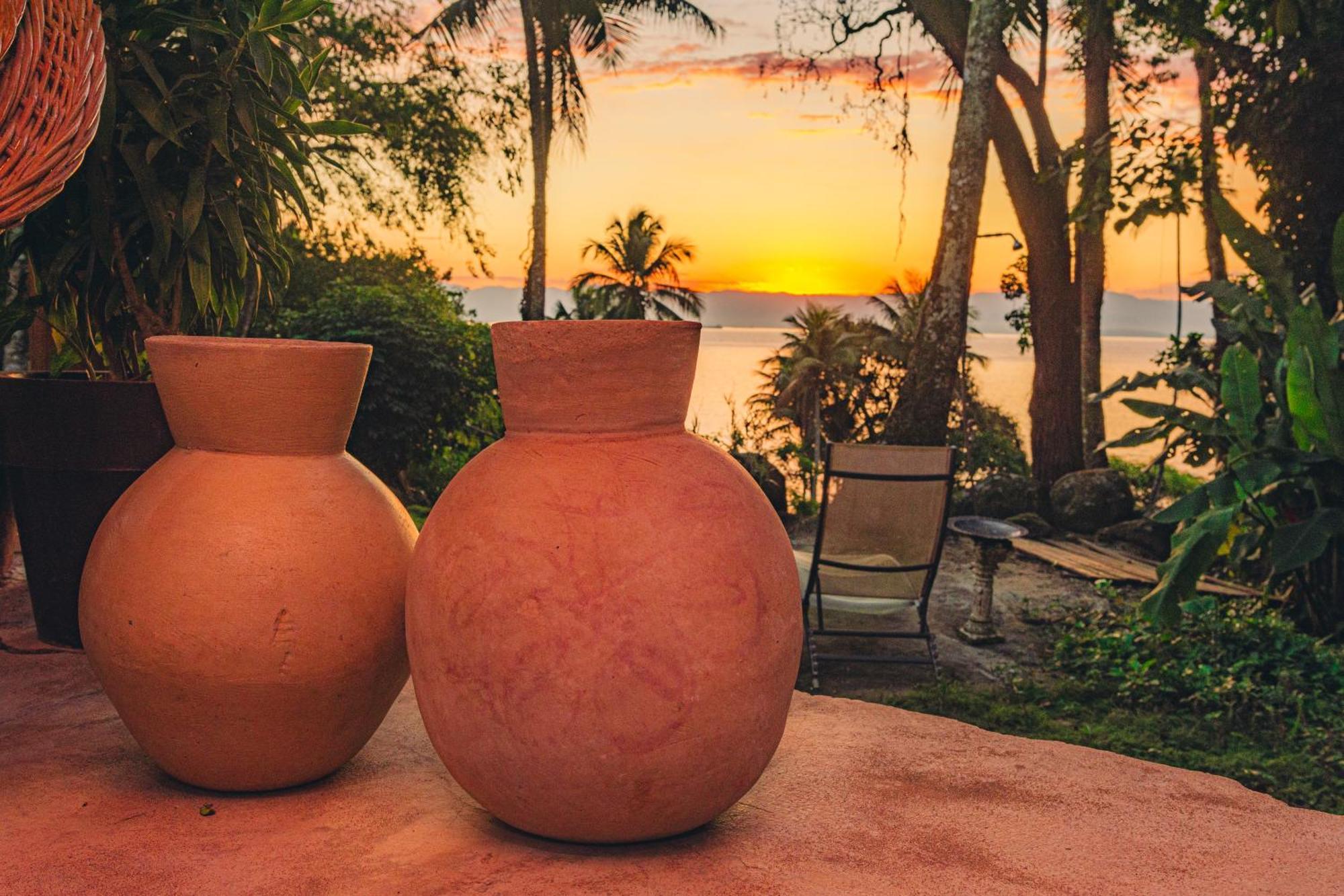 Pousada Sobre A Rocha Praia de Araçatiba Exterior foto